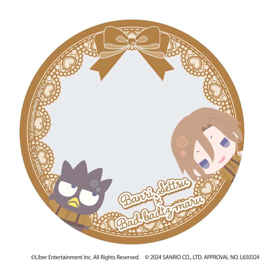 57mm缶デコカバー「A3!×Sanrio characters」13/摂津 万里×バッドばつ丸(ミニキャライラスト) - 公式商品画像 | AniSmile