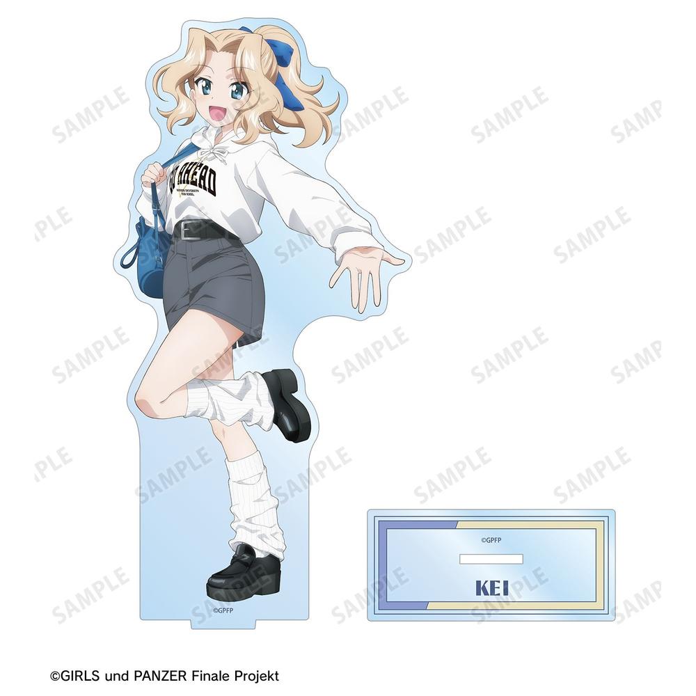 ガールズ&パンツァー 最終章 描き下ろし ケイ デート私服ver. BIGアクリルスタンド 画像 3 | AniSmile
