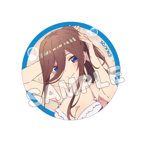 五等分の花嫁∽ 描き下ろし缶バッジ(水着) 中野 三玖 - 公式商品画像 | AniSmile