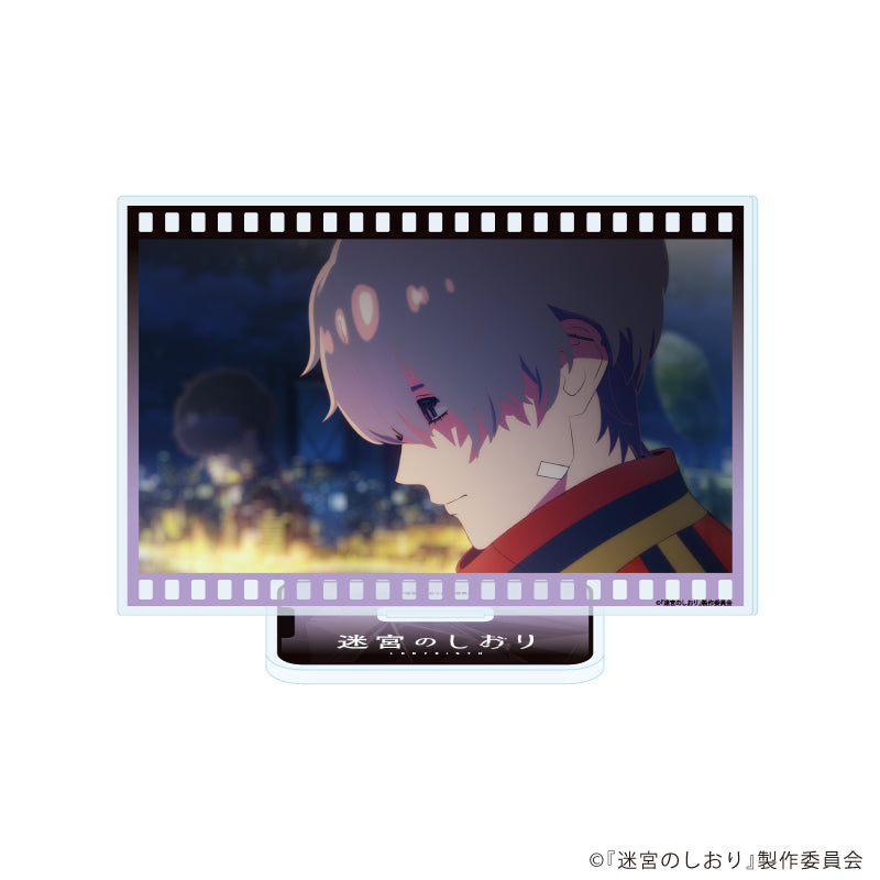 アクリルスタンド「映画『迷宮のしおり』」10/D(場面写イラスト) - 公式商品画像 | AniSmile