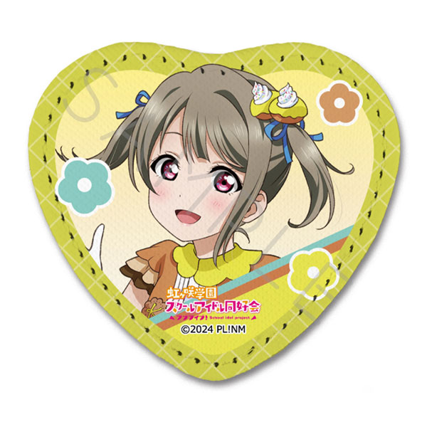 『ラブライブ!虹ヶ咲学園スクールアイドル同好会』 レザーバッジ(ハート型) B(中須 かすみ) - 公式商品画像 | AniSmile