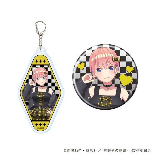 アクリルキーホルダー&缶バッジセット「五等分の花嫁*」01/一花 甘辛ロックver.(描き下ろしイラスト) - 公式商品画像 | AniSmile