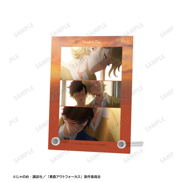 TVアニメ「黄昏アウトフォーカス」 寿×真央 場面写A6アクリルパネル ver.B - official product image | AniSmile