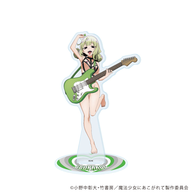 アクリルスタンド「魔法少女にあこがれて」32/レオパルト(衣装差分)(描き下ろしイラスト) - 公式商品画像 | AniSmile