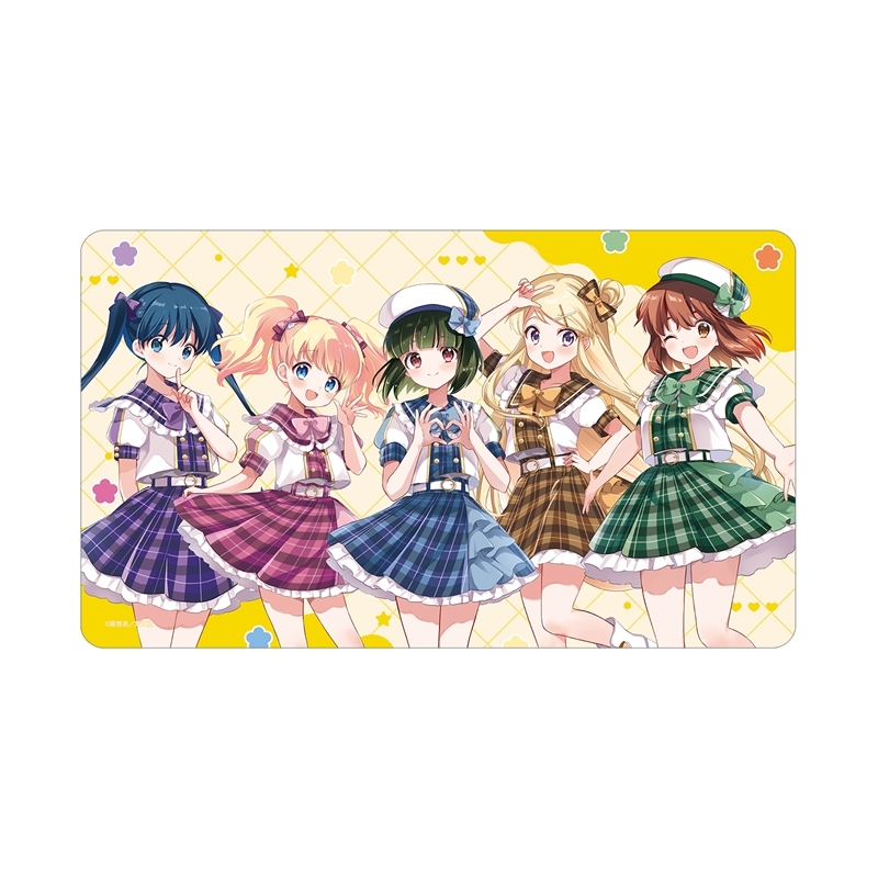 きんいろモザイク 原悠衣先生 描き下ろし 集合 アイドル風衣装ver. マルチデスクマット - 公式商品画像 | AniSmile