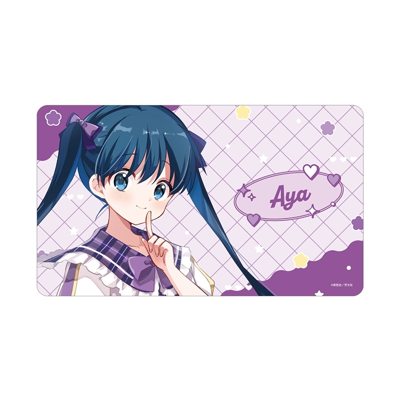 きんいろモザイク 原悠衣先生 描き下ろし 小路綾 アイドル風衣装ver. マルチデスクマット - 公式商品画像 | AniSmile