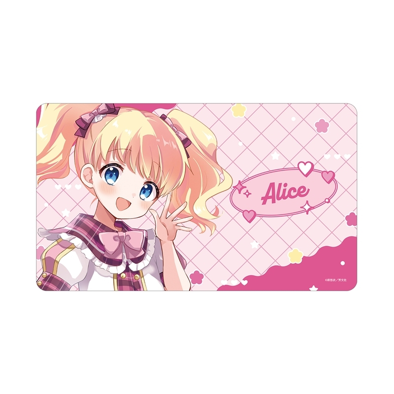きんいろモザイク 原悠衣先生 描き下ろし アリス・カータレット アイドル風衣装ver. マルチデスクマット - 公式商品画像 | AniSmile