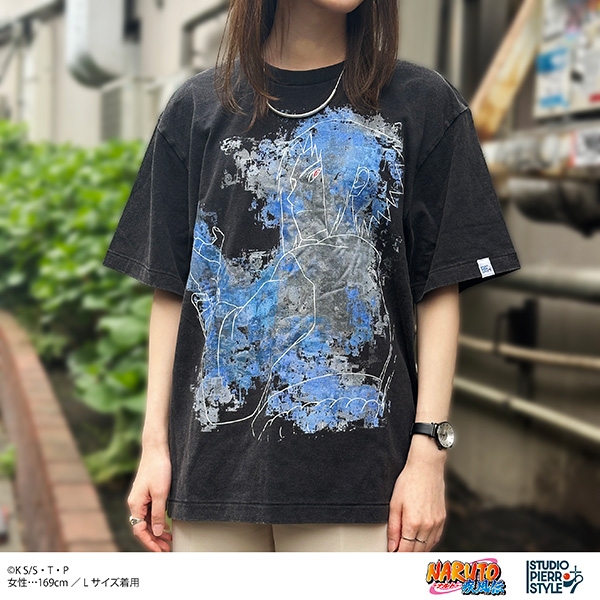 NARUTO-ナルト- 疾風伝 スタジオぴえろスタイル ヴィンテージ風Tシャツ うちはサスケ L - 公式商品画像 | AniSmile