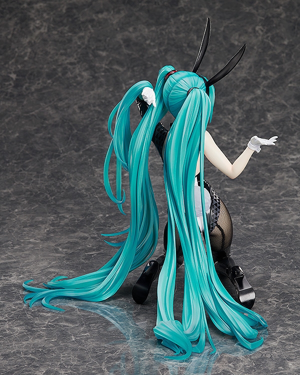初音ミク バニーVer. / Art by 三目YYB 画像 5 | AniSmile