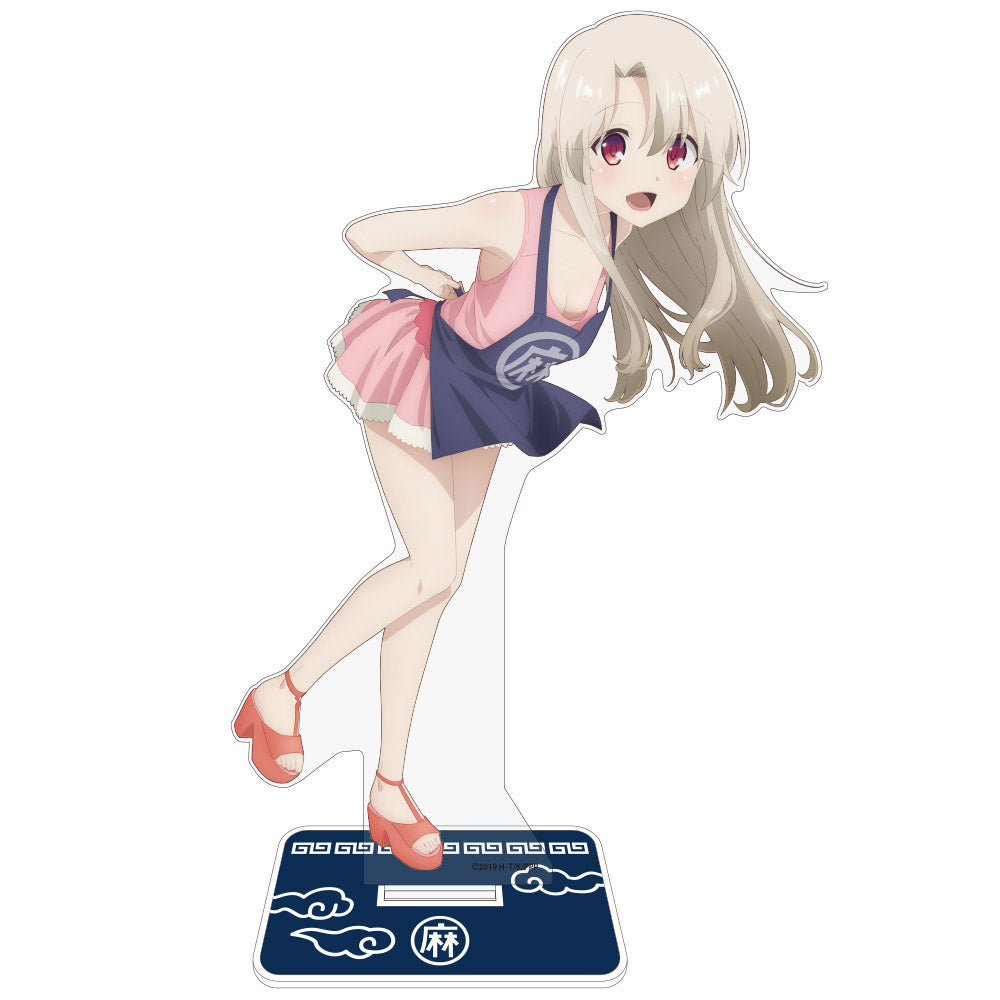 Fate/kaleid liner Prisma☆Illya プリズマ☆ファンタズム イリヤ 麻婆エプロンVer. アクリルスタンド(大) - 公式商品画像 | AniSmile