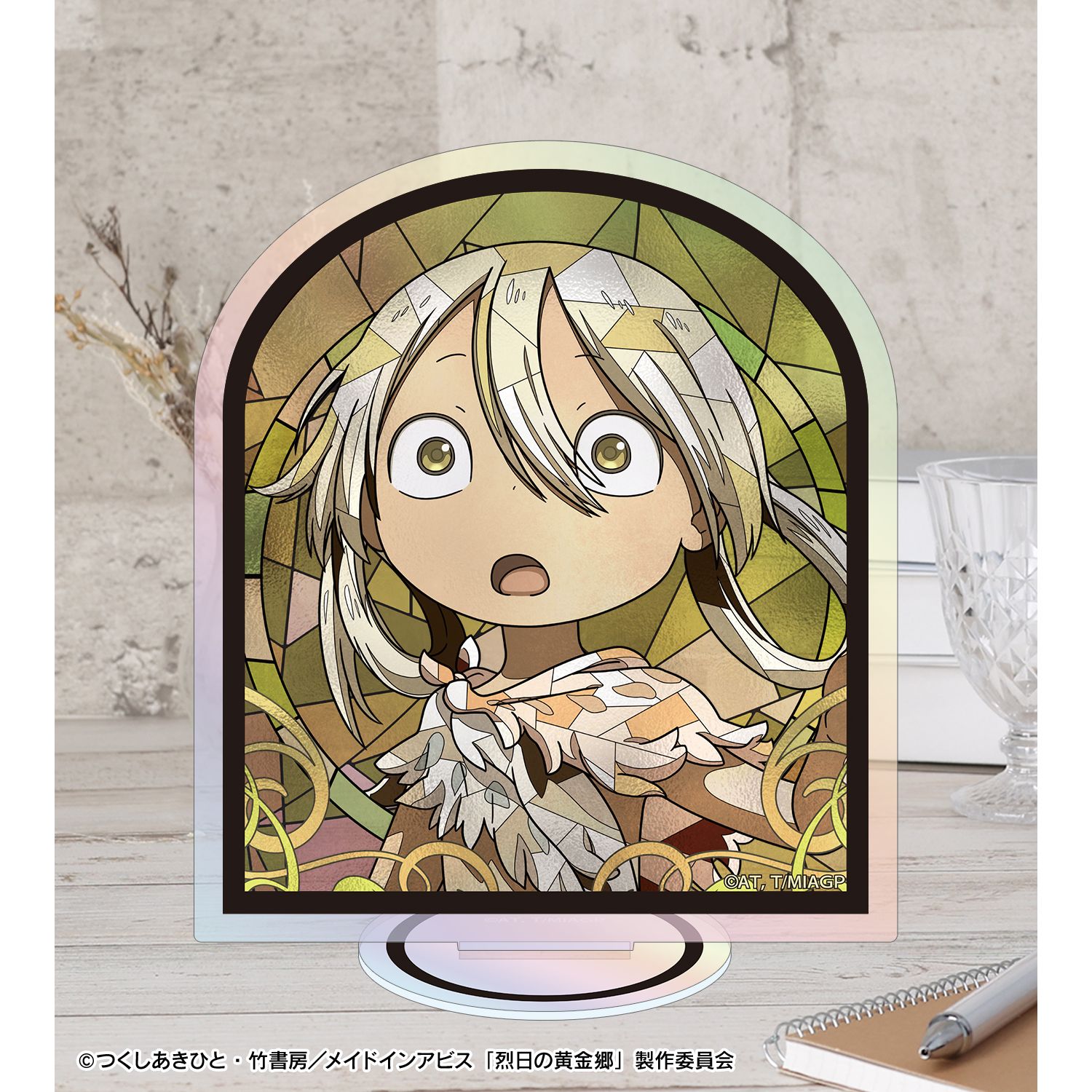 メイドインアビス 烈日の黄金郷 イルミューイ Aure Glass オーロラアクリルスタンド 画像 4 | AniSmile