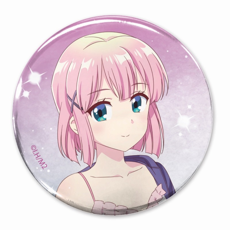 まちカドまぞく 2丁目 描き下ろし 千代田桃 65mm缶バッジ お泊りVer. - 公式商品画像 | AniSmile