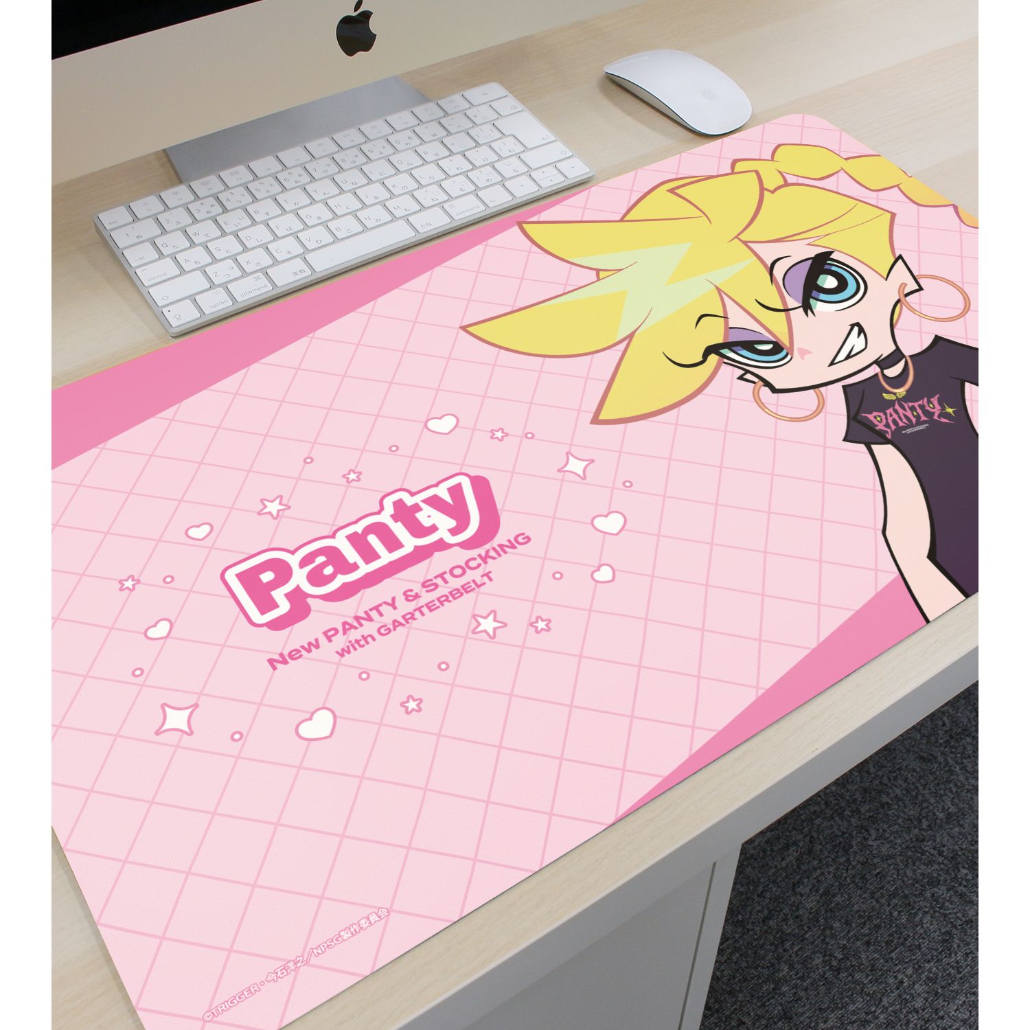 『New PANTY & STOCKING with GARTERBELT』 描き下ろし パンティ モデルver. マルチデスクマット ver.B 画像 3 | AniSmile