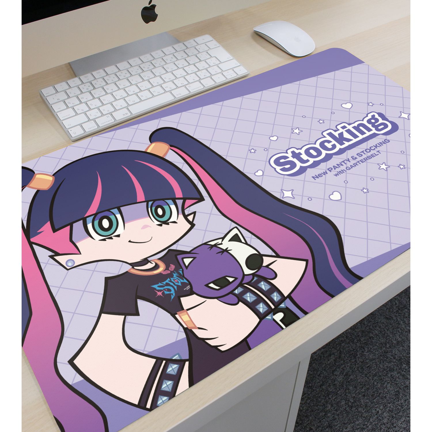 『New PANTY & STOCKING with GARTERBELT』 描き下ろし ストッキング モデルver. マルチデスクマット ver.B 画像 3 | AniSmile