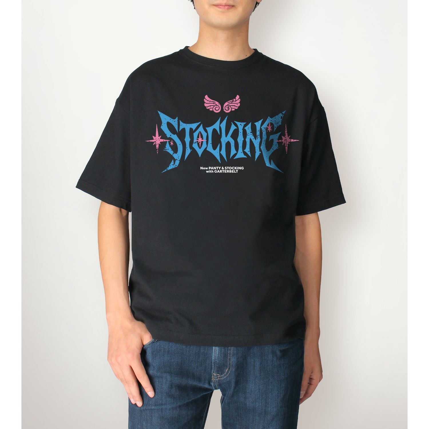 『New PANTY & STOCKING with GARTERBELT』 描き下ろし ストッキング モデルver. 着用BIGシルエットTシャツ Bユニセックス(サイズ/XL) 画像 4 | AniSmile