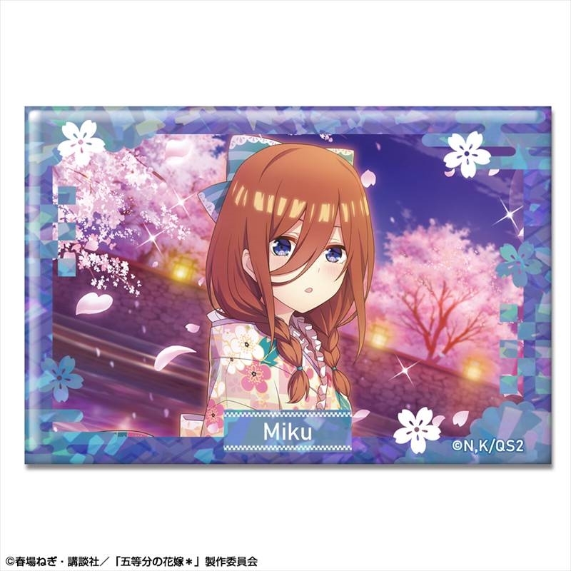 五等分の花嫁* ホログラム缶バッジ Ver.2 デザイン03(中野三玖/A) - 公式商品画像 | AniSmile