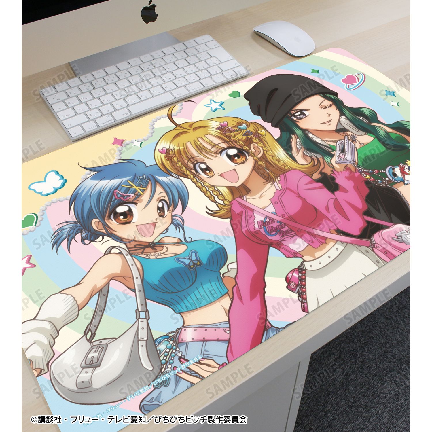 アニメ「ぴちぴちピッチ」 描き下ろし 集合 Y2Kファッションver. マルチデスクマット ver.A 画像 3 | AniSmile