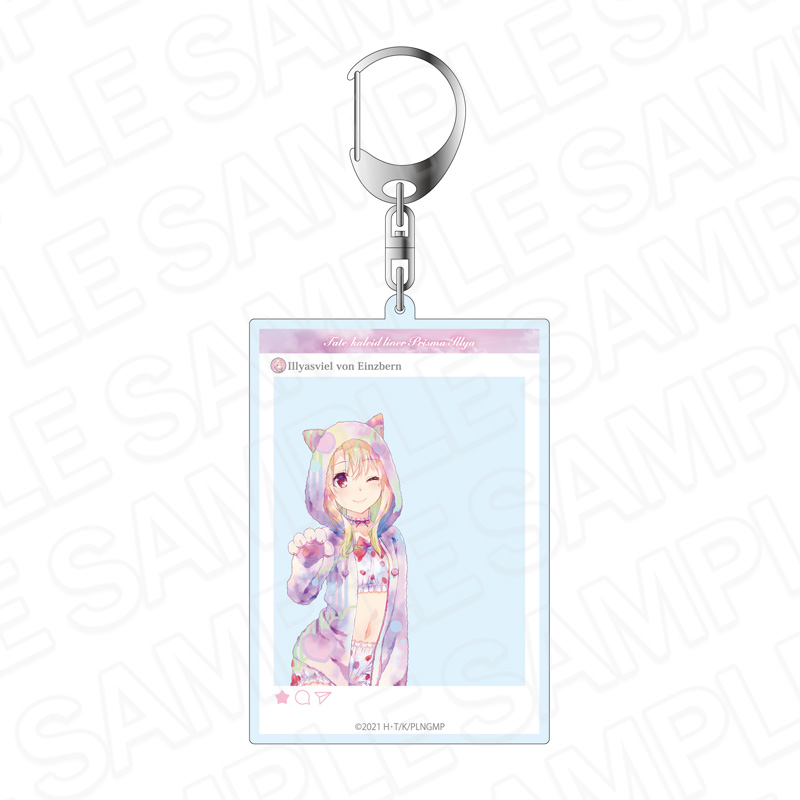 劇場版 Fate/kaleid liner プリズマ☆イリヤ Licht 名前の無い少女 SNS風アクリルキーホルダー PALE TONE series イリヤ パジャマ ver. - 公式商品画像 | AniSmile