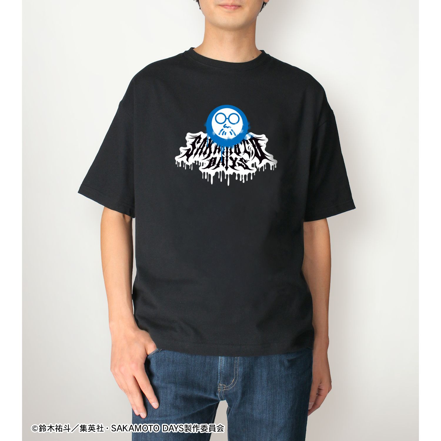 TVアニメ『SAKAMOTO DAYS』 描き下ろし ロックバンドver. 着用BIGシルエットTシャツ ver.Aユニセックス(サイズ/S) 画像 3 | AniSmile