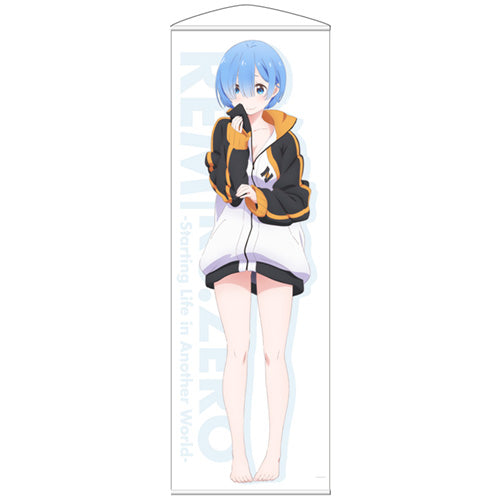 Re:ゼロから始める異世界生活 レム 150cmタペストリー スバルのジャージVer. - AniSmile