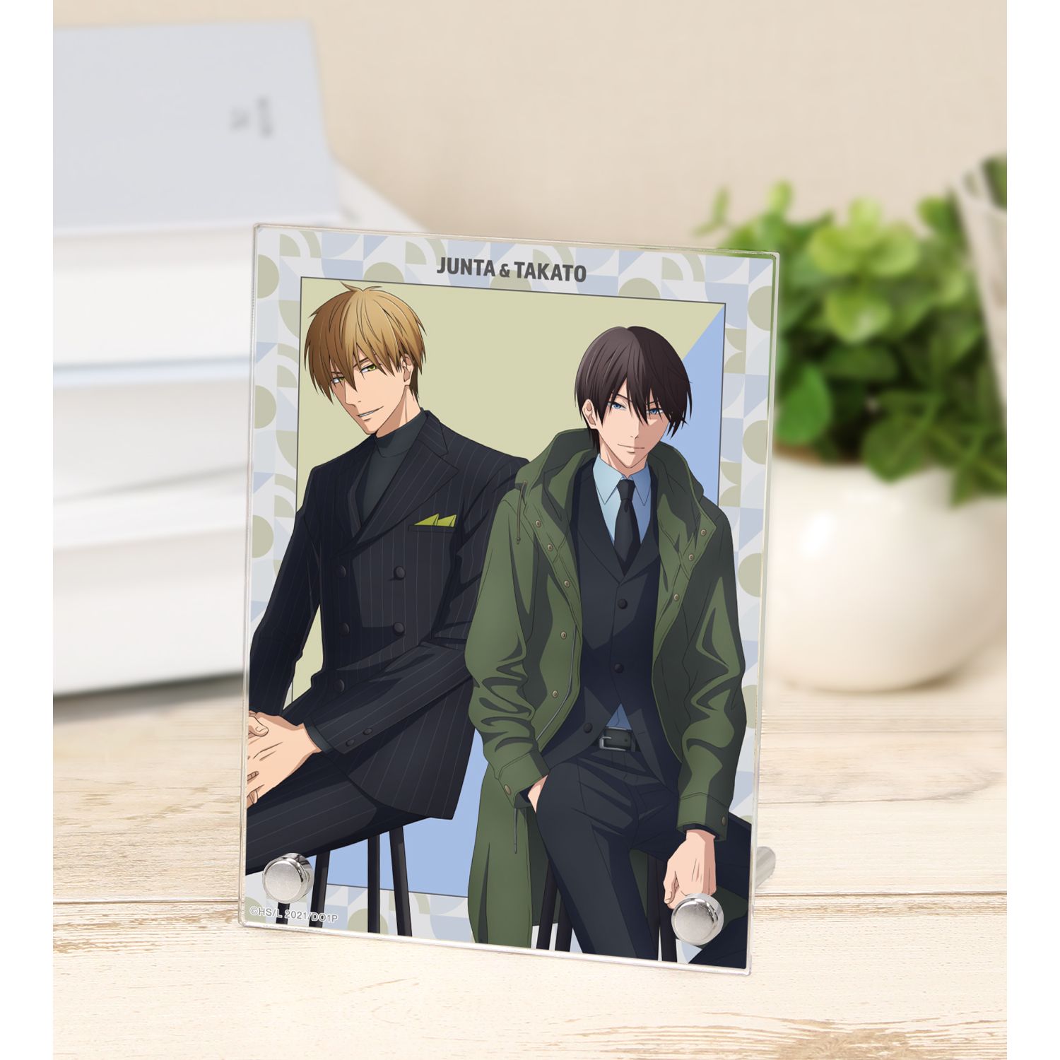「劇場版 抱かれたい男1位に脅されています。~スペイン編~」 描き下ろし 東谷准太&西條高人 スーツver. A6アクリルパネル 画像 2 | AniSmile