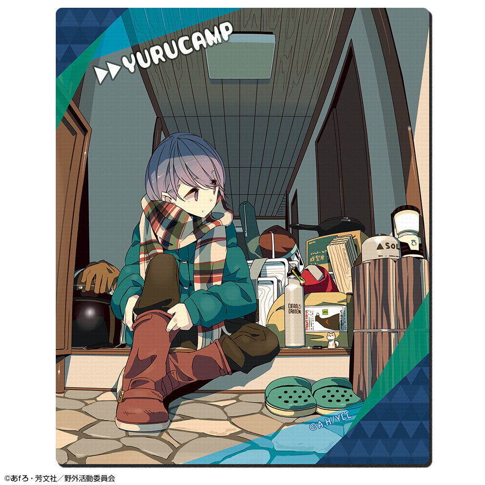 ゆるキャン△ ラバーマウスパッド Ver.2 デザイン01(志摩リン/A) - 公式商品画像 | AniSmile