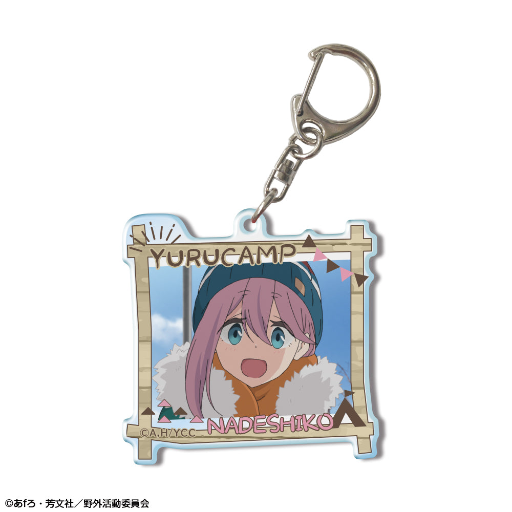 ゆるキャン△ アクリルキーホルダー デザイン02(各務原なでしこ/B) - 公式商品画像 | AniSmile