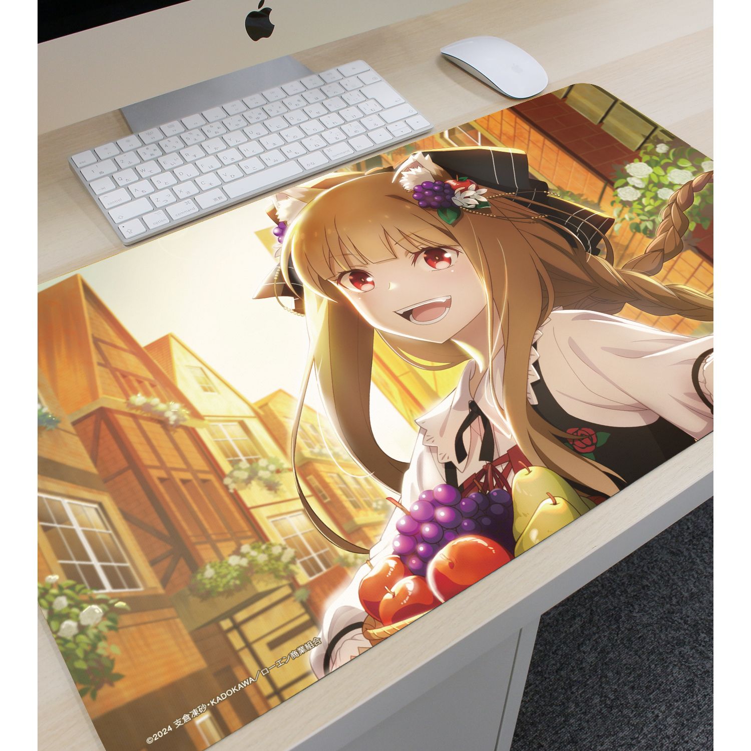TVアニメ『狼と香辛料 MERCHANT MEETS THE WISE WOLF』 ホロと巡る四季の物語:「収穫祭」ビジュアル マルチデスクマット Image 3 | AniSmile