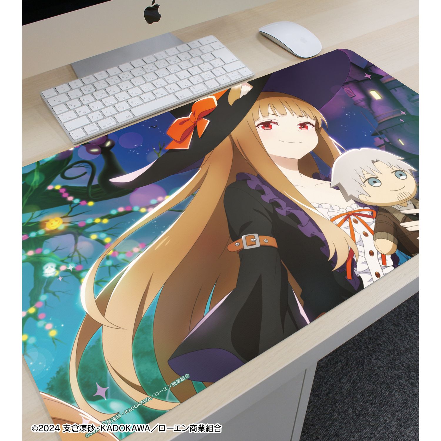 TVアニメ『狼と香辛料 MERCHANT MEETS THE WISE WOLF』 ホロと巡る四季の物語: 「ハロウィン」ビジュアル マルチデスクマット 图片 3 | AniSmile