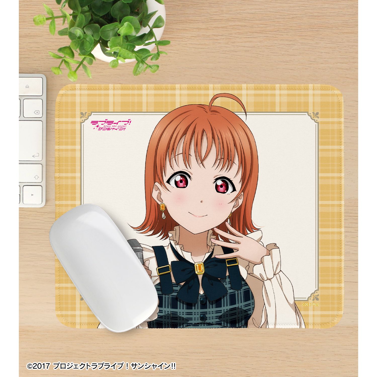 ラブライブ!サンシャイン!! 描き下ろし 高海千歌 チェックワンピース衣装ver. マウスパッド 图片 3 | AniSmile