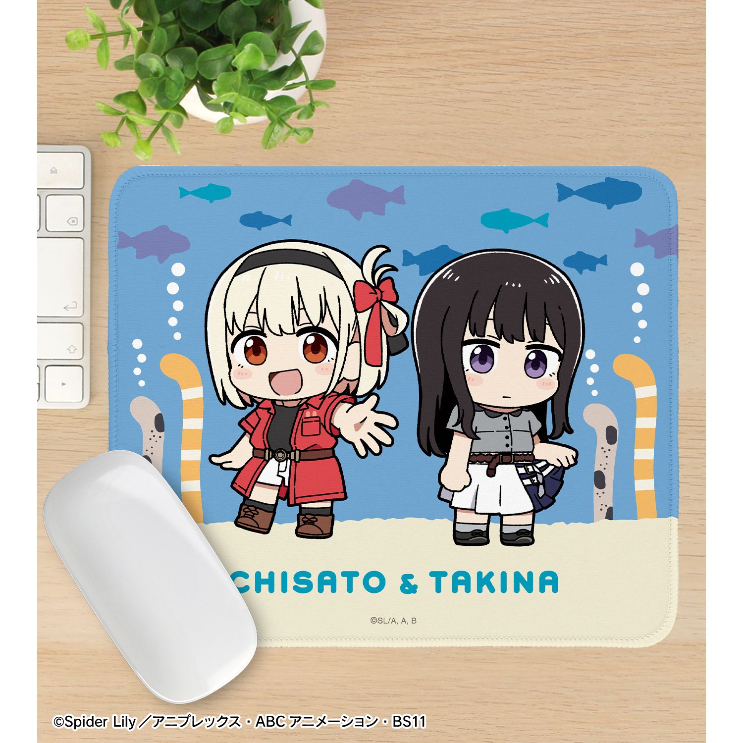 TVアニメ「リコリス・リコイル」 描き起こし 錦木千束&井ノ上たきな Art by 荒* ちびキャラ マウスパッド ver.C 画像 3 | AniSmile