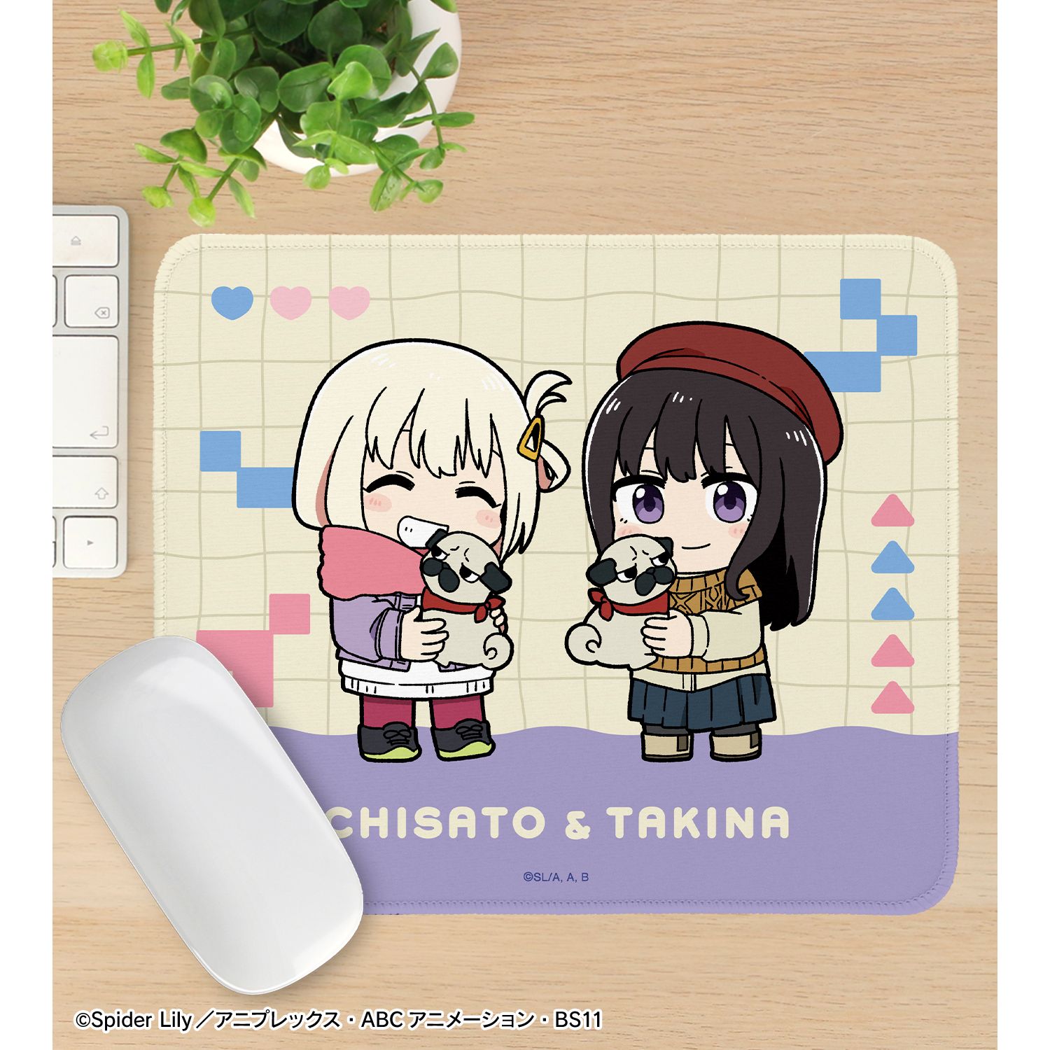 TVアニメ「リコリス・リコイル」 描き起こし 錦木千束&井ノ上たきな Art by 荒* ちびキャラ マウスパッド ver.D 画像 3 | AniSmile