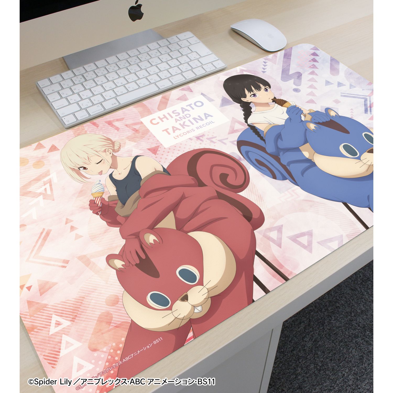 TVアニメ「リコリス・リコイル」 描き下ろし 錦木千束&井ノ上たきな 着ぐるみver. マルチデスクマット 画像 2 | AniSmile