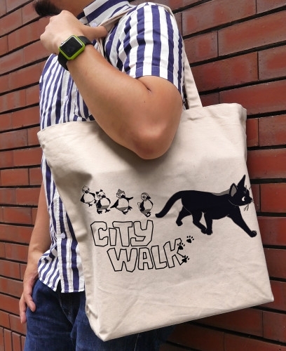 Little Kitty Big City ラージトート/NATURAL Image 2 | AniSmile
