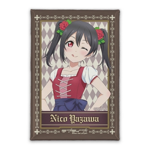ラブライブ! 描き下ろし 矢澤 にこ スクエア缶バッジ ディアンドルVer. - AniSmile