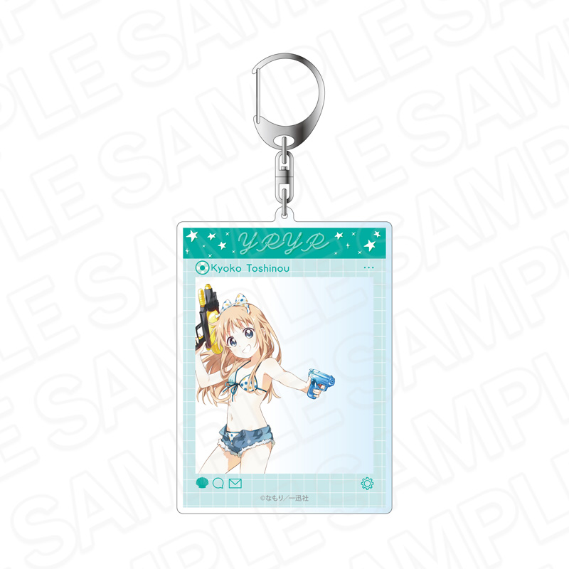 ゆるゆり SNS風アクリルキーホルダー 歳納京子 水着 ver. - 公式商品画像 | AniSmile